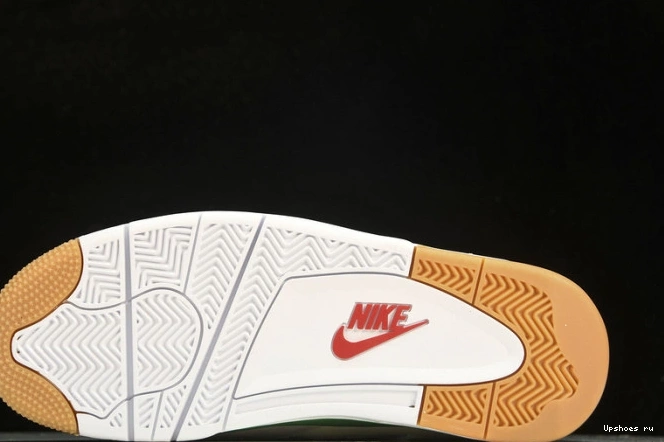   DR5415-103  SB Green Retro Jordan 4 Pine 0121